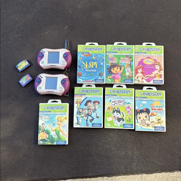 Set of 2 Leap Frog Leapster 2 plus 9 games- all but 2 come with their case. - Picture 1 of 14